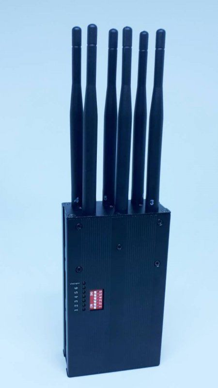 Вепрь - мощная переносная глушилка GSM / CDMA / DCS / Glonass/ 3G / GPS / 4G